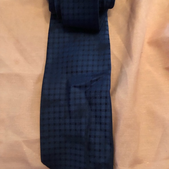 Vintage Christian Dior Tie - Picture 5 of 5